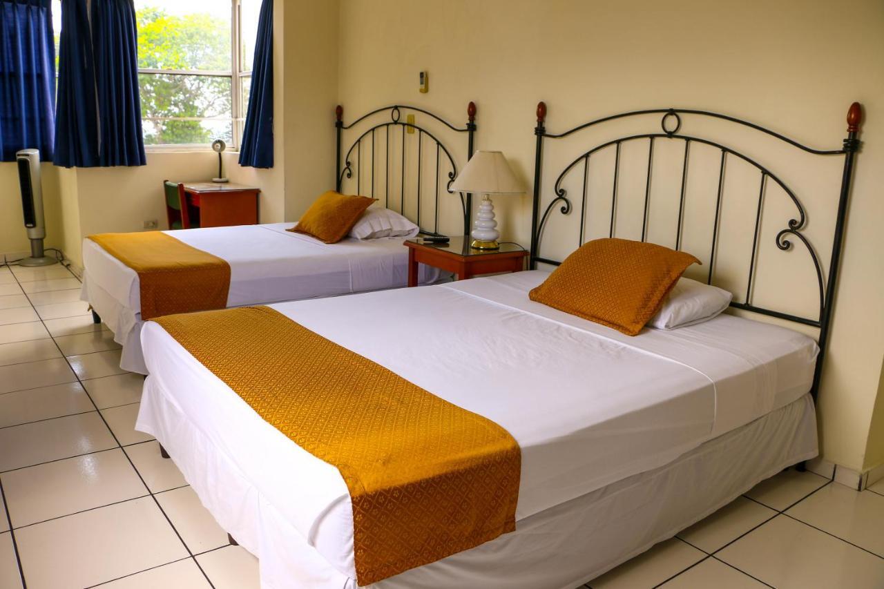 Hotel Villa Serena San Benito Σαν Σαλβαντόρ Εξωτερικό φωτογραφία