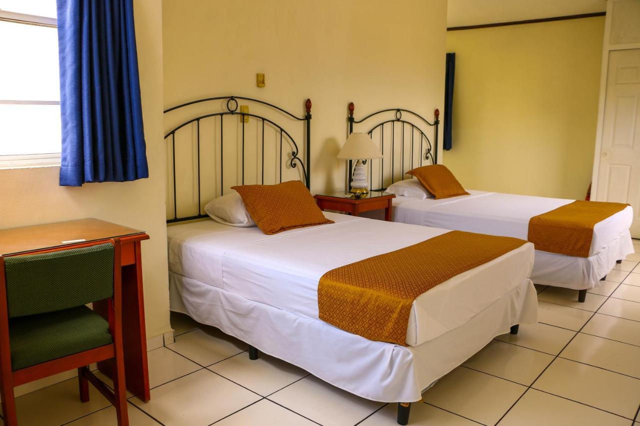 Hotel Villa Serena San Benito Σαν Σαλβαντόρ Εξωτερικό φωτογραφία