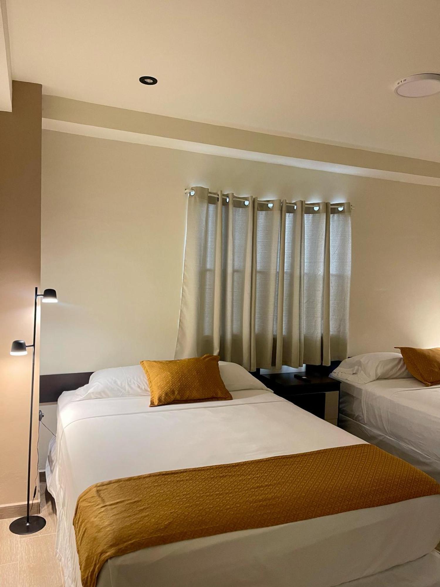 Hotel Villa Serena San Benito Σαν Σαλβαντόρ Εξωτερικό φωτογραφία