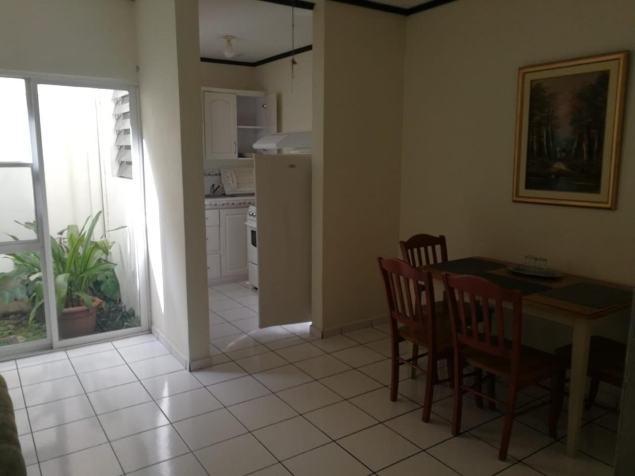 Hotel Villa Serena San Benito Σαν Σαλβαντόρ Εξωτερικό φωτογραφία